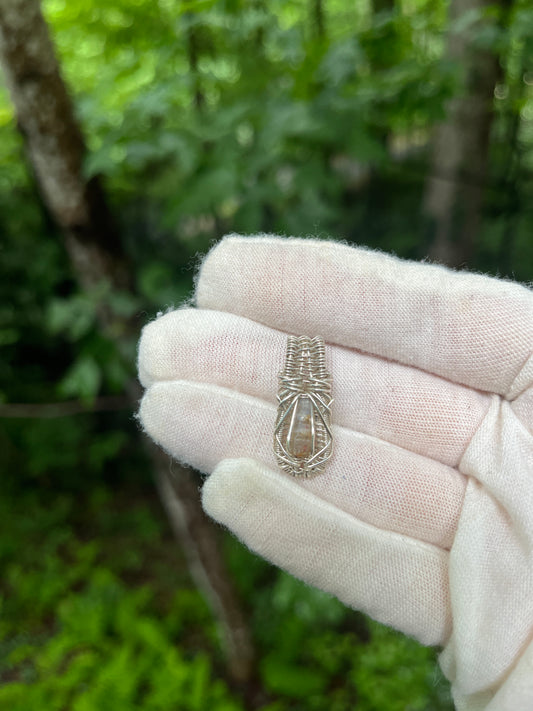 Sapphire crystal DropWeave